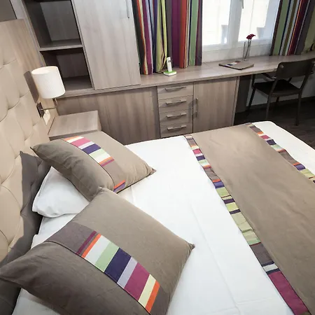 Princes De Catalogne 3*