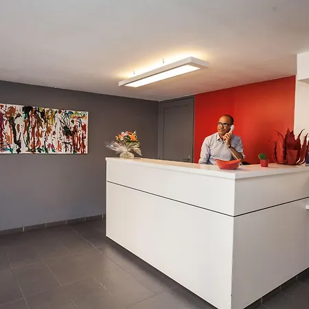 Hotel Princes De Catalogne 3*