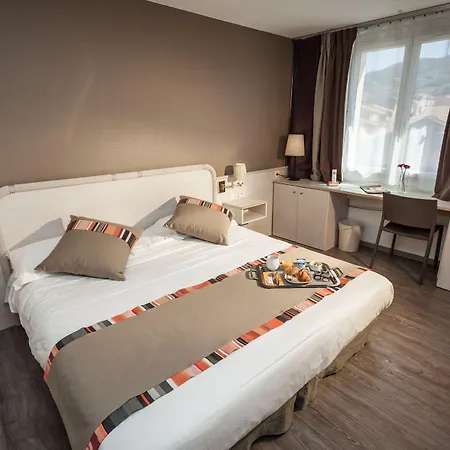 Princes De Catalogne Hotel 3*